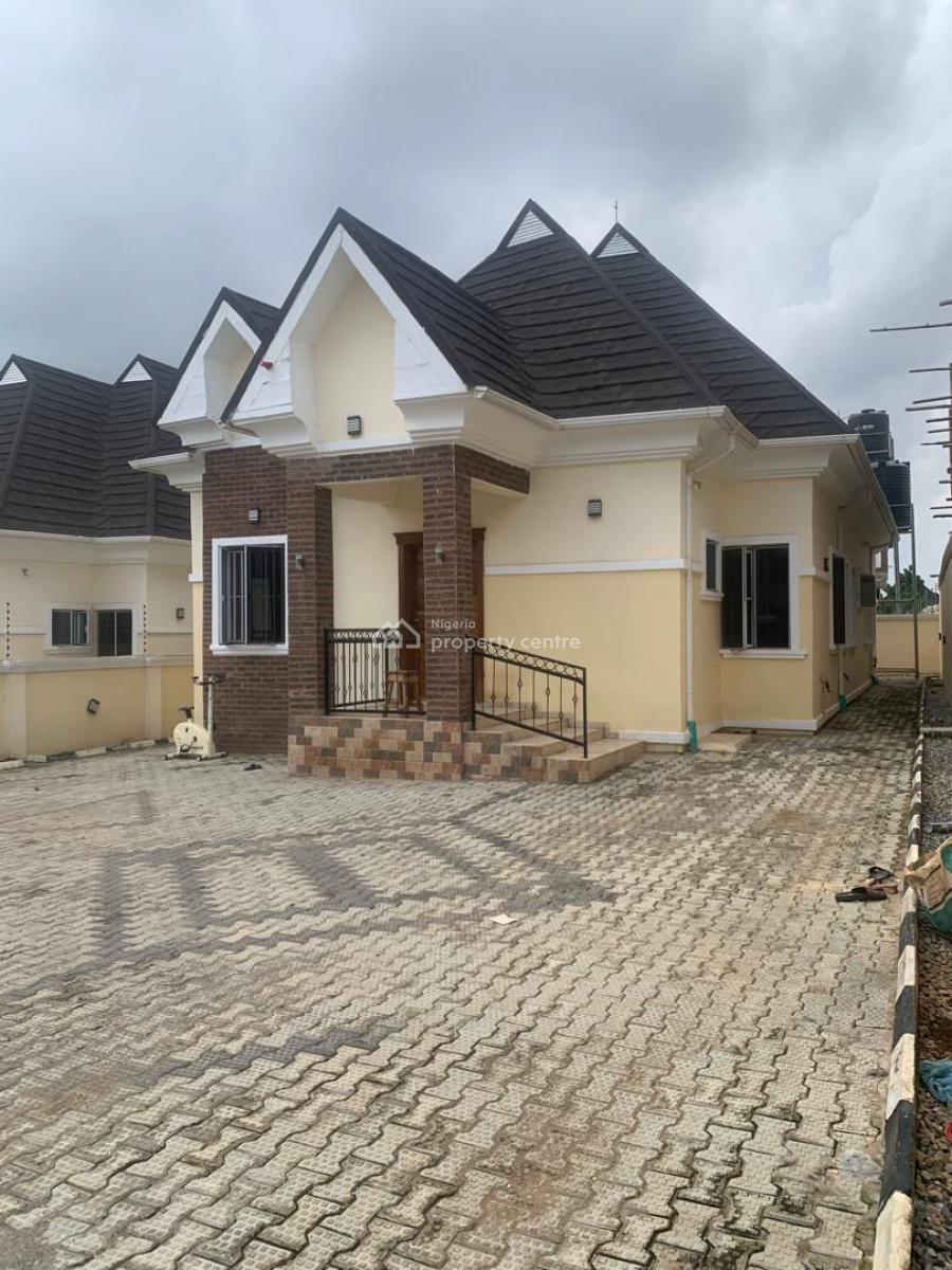 Modern 3 Bedroom Self Compound, Carlton Gate Estate, Akobo, Ibadan, Oyo, Detached Bungalow for Sale