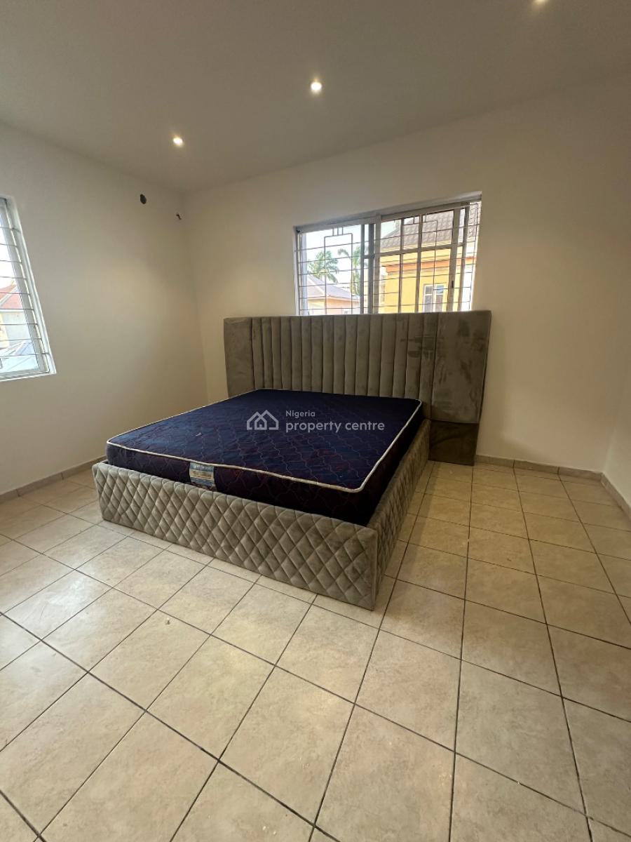 Four Rooms Office Space, Off Admiralty, Lekki Phase 1, Lekki, Lagos, Commercial Property for Rent