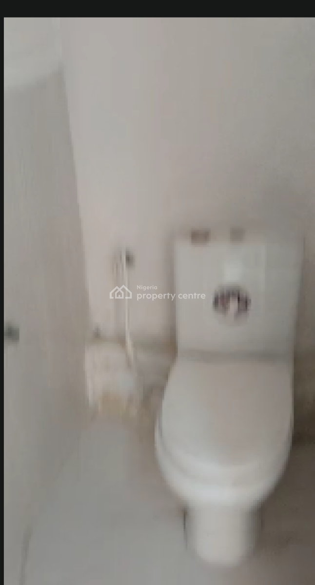 Mini Flat, Inside Estate, Ogombo Rd, Lekki Phase 2, Lekki, Lagos, Flat / Apartment for Rent