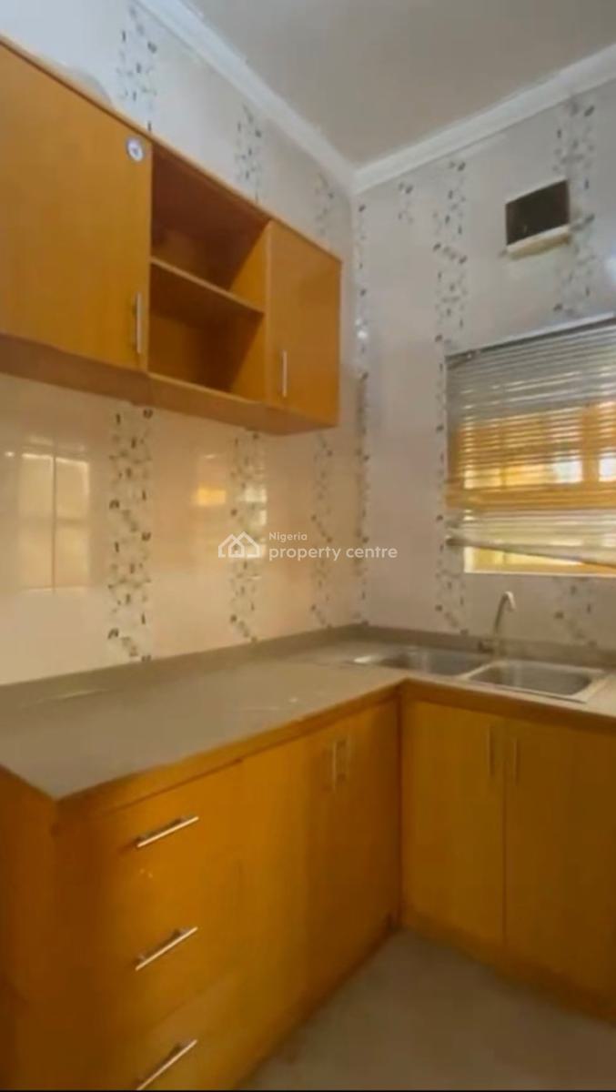 3 Bedrooms Apartment with Balcony, Agungi, Lekki, Lagos, Flat / Apartment for Rent