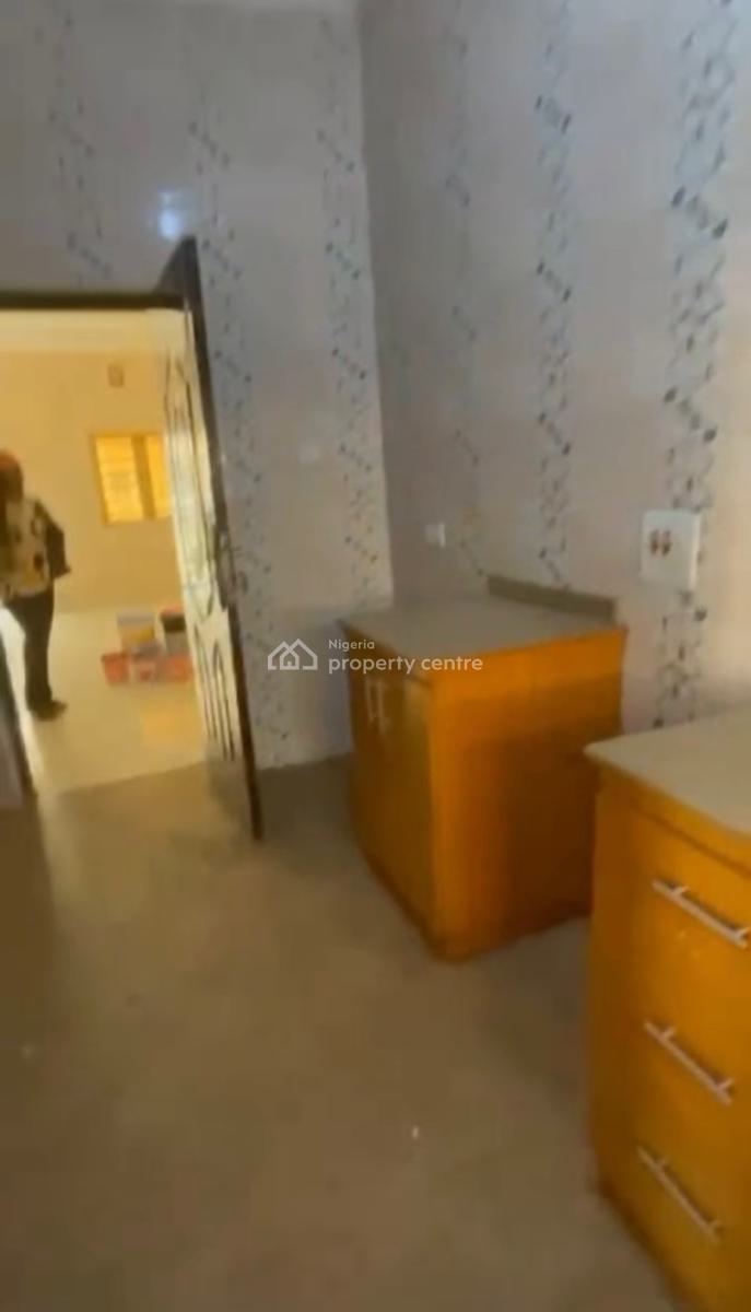 3 Bedrooms Apartment with Balcony, Agungi, Lekki, Lagos, Flat / Apartment for Rent