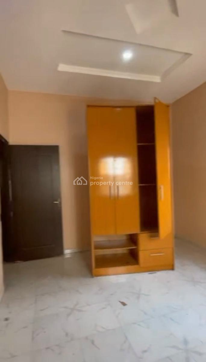 3 Bedrooms Apartment with Balcony, Agungi, Lekki, Lagos, Flat / Apartment for Rent
