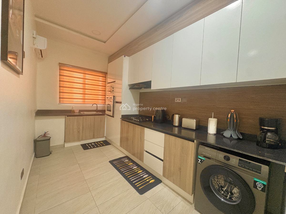 Fully Furnished 2 Bedroom Apartment with 24/7 Electricity, Lekki Phase 1, Lekki, Lagos, Flat / Apartment for Rent