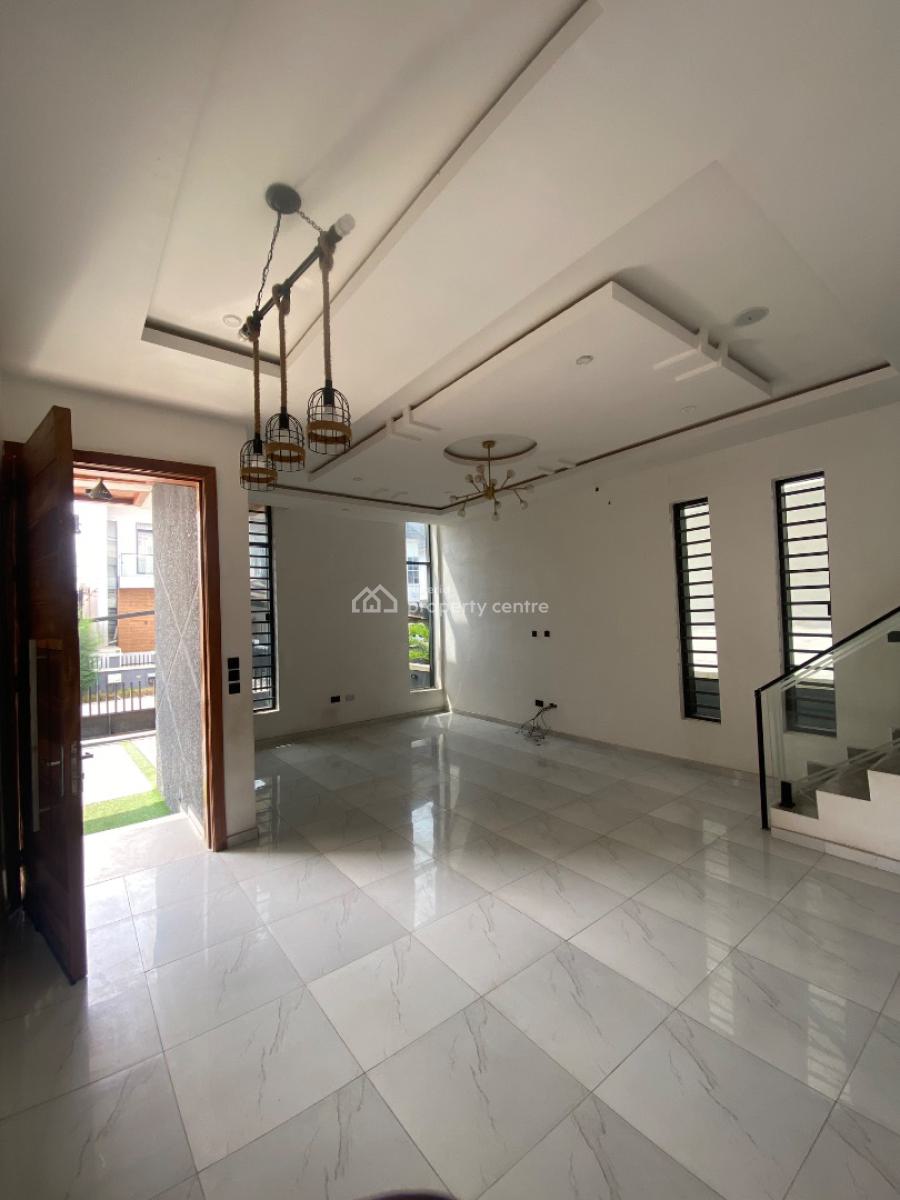 Luxury 4 Bedroom Fully Detached with Bq, Chevron, Lekki, Lagos, Detached Duplex for Rent