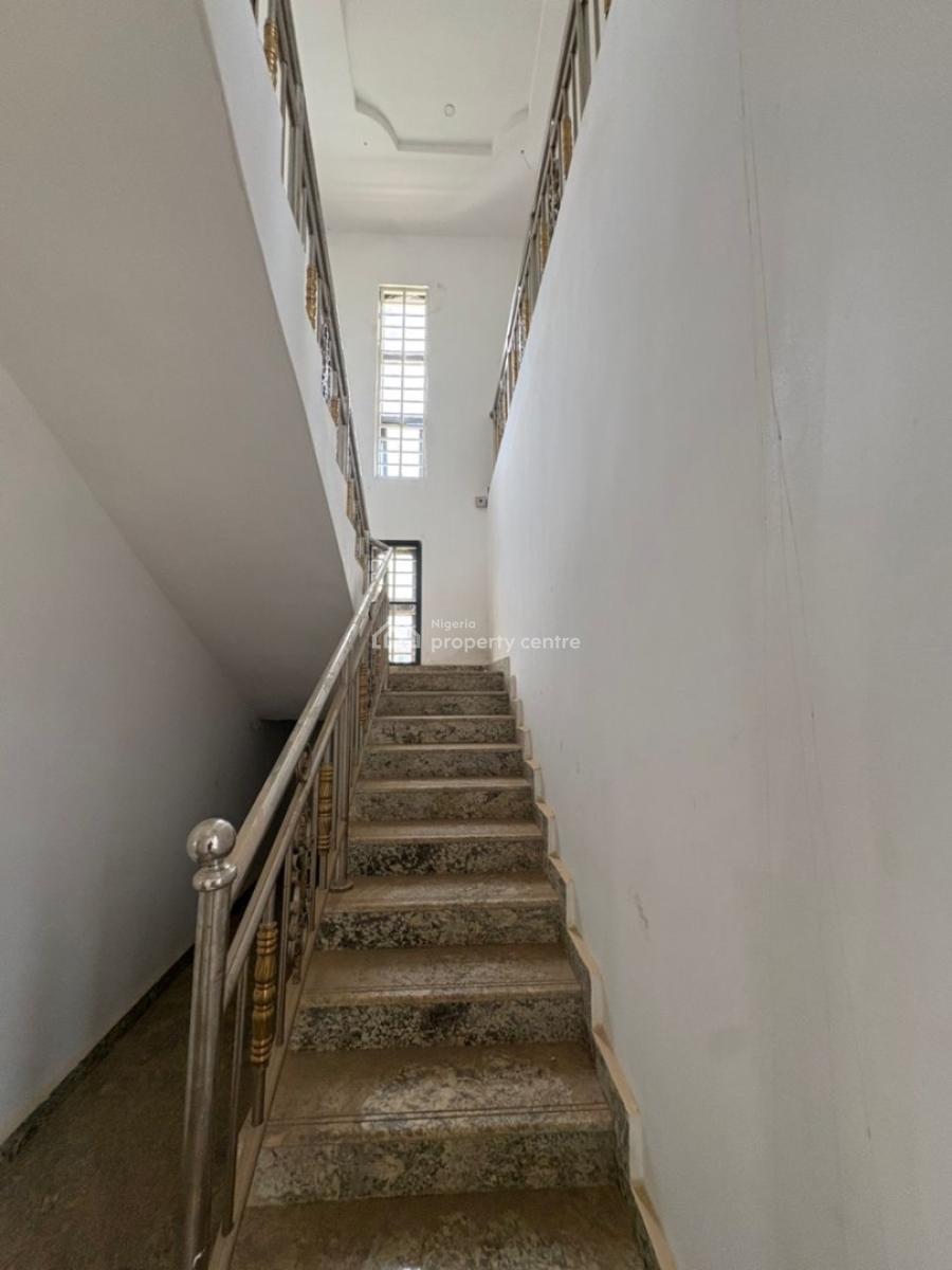 Distress 4 Bedroom Fully Detached Duplex in a Very Secure Estate, Nut Opposite River Pack, Lugbe District, Abuja, Detached Duplex for Sale
