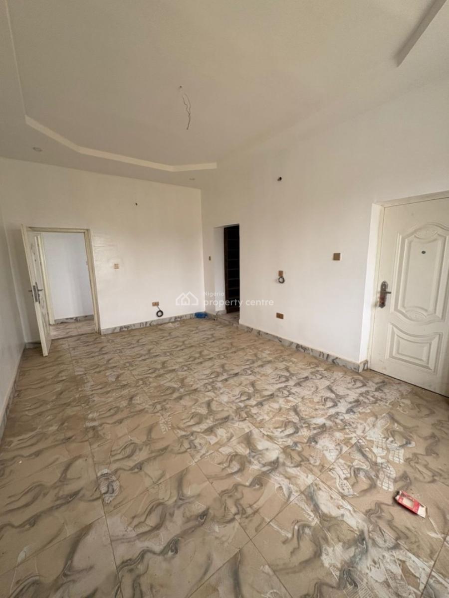Distress 4 Bedroom Fully Detached Duplex in a Very Secure Estate, Nut Opposite River Pack, Lugbe District, Abuja, Detached Duplex for Sale