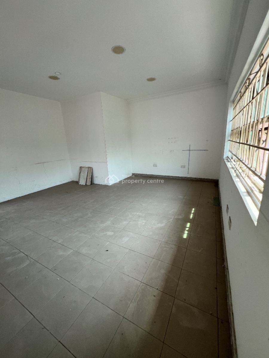 75square Meters Office Space, Off Adebayo Doherty, Lekki Phase 1, Lekki, Lagos, Office Space for Rent