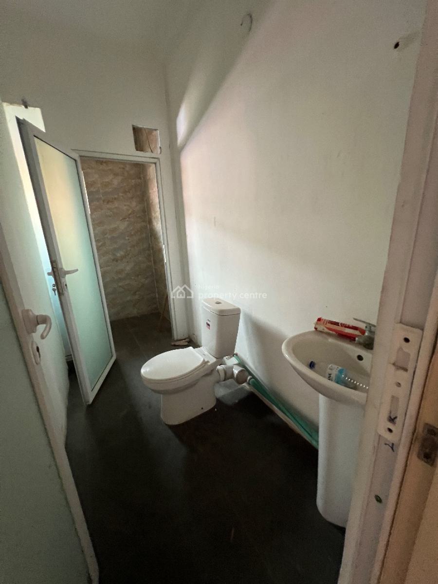 75square Meters Office Space, Off Adebayo Doherty, Lekki Phase 1, Lekki, Lagos, Office Space for Rent