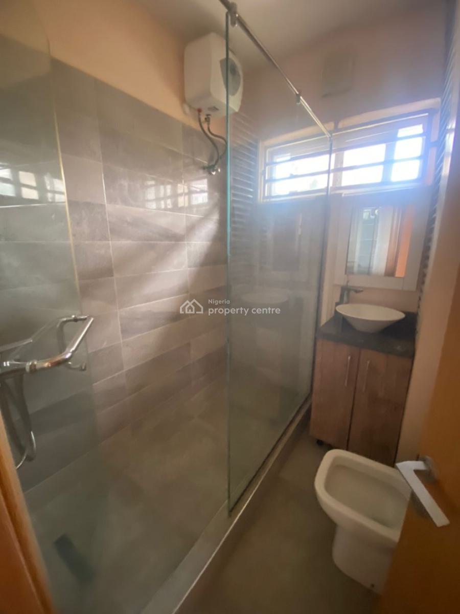 Neatly Serviced 4 Bedroom Semi Detached Duplex with Bq, Pinnock Beach, Osapa, Lekki, Lagos, Semi-detached Duplex for Rent