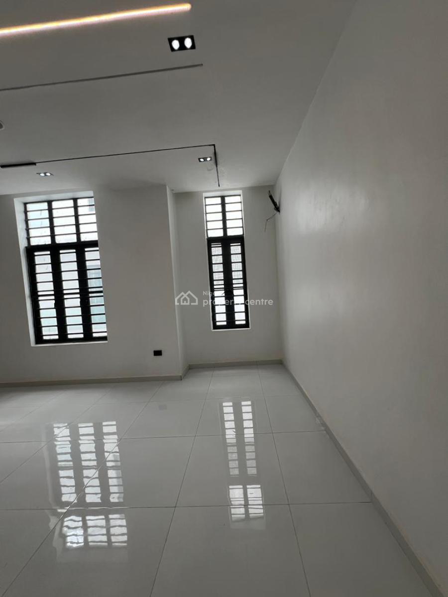 5 Bedroom Fully Detached Duplex + Bq, Rootfop, Chevron Drive, Lekki, Lagos, Detached Duplex for Sale