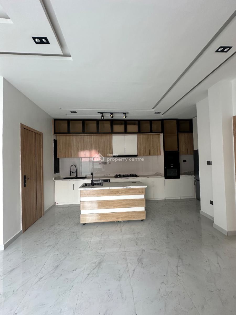 𝐖𝐄𝐋𝐋 𝐌𝐀𝐈𝐍𝐓𝐀𝐈𝐍𝐄𝐃 2 𝐁𝐄𝐃𝐑𝐎𝐎𝐌 𝐀𝐏𝐀𝐑𝐓𝐌𝐄𝐍𝐓, Ikate, Lekki, Lagos, Flat / Apartment for Rent