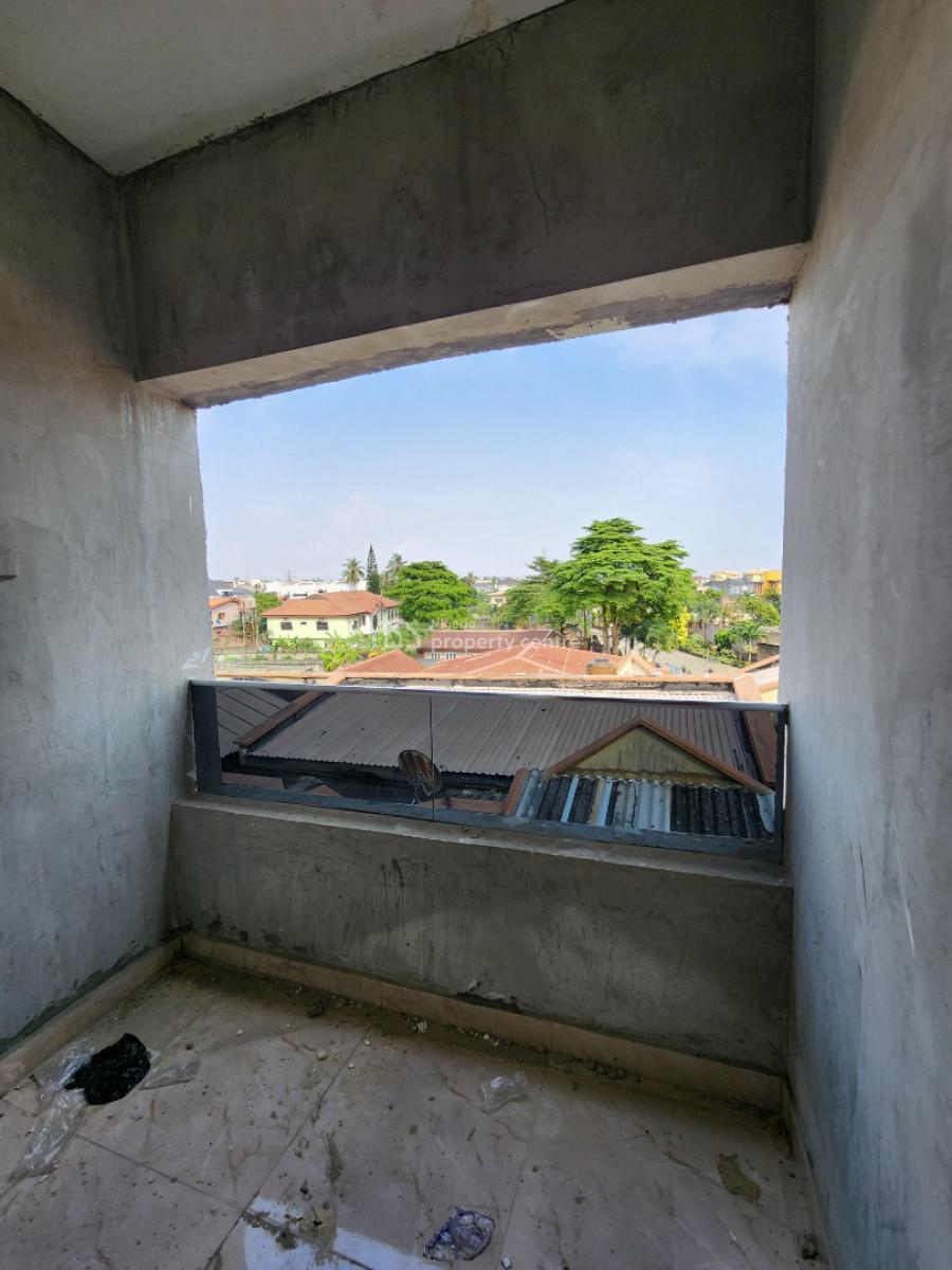 4 Bedroom Terrace Duplex,  Parking for 2cars,, Maryland, Lagos, Terraced Duplex for Sale