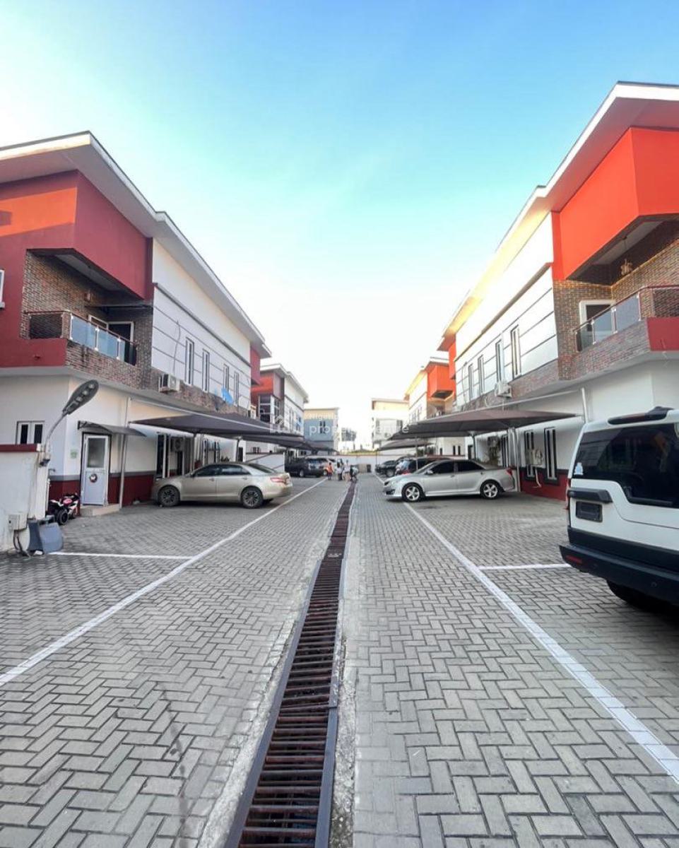 Lovely 4 Bedroom Semi-detached Duplex with Bq, Orchid, Lekki, Lagos, Semi-detached Duplex for Sale