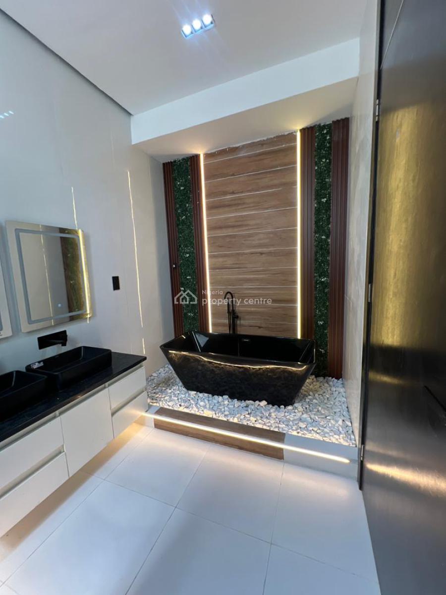 6 Bedroom Fully Detached Duplex + Bq, Rootfop - Swimming Pool, Chevron, Lekki, Lagos, Detached Duplex for Sale