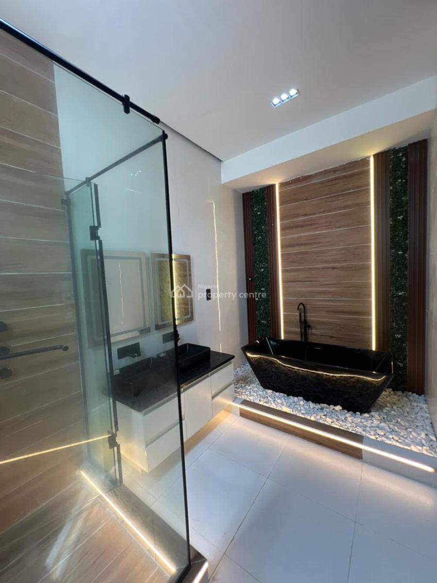 6 Bedroom Fully Detached Duplex + Bq, Rootfop - Swimming Pool, Chevron, Lekki, Lagos, Detached Duplex for Sale