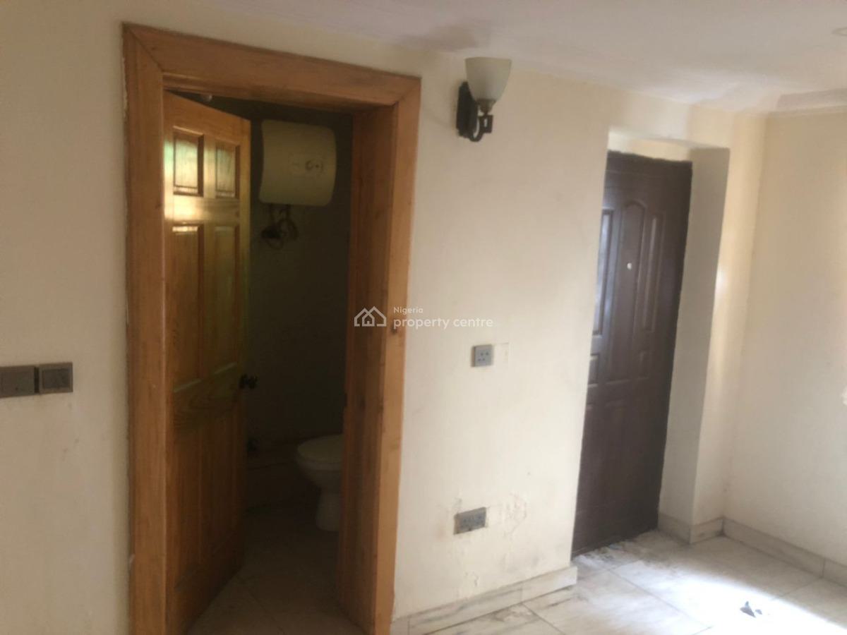 3 Bedroom Terrace, Chevyview Estate, Lekki, Lagos, Terraced Duplex for Rent