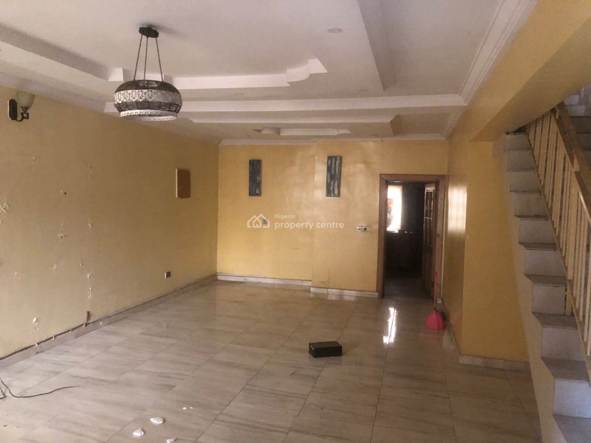 3 Bedroom Terrace, Chevyview Estate, Lekki, Lagos, Terraced Duplex for Rent