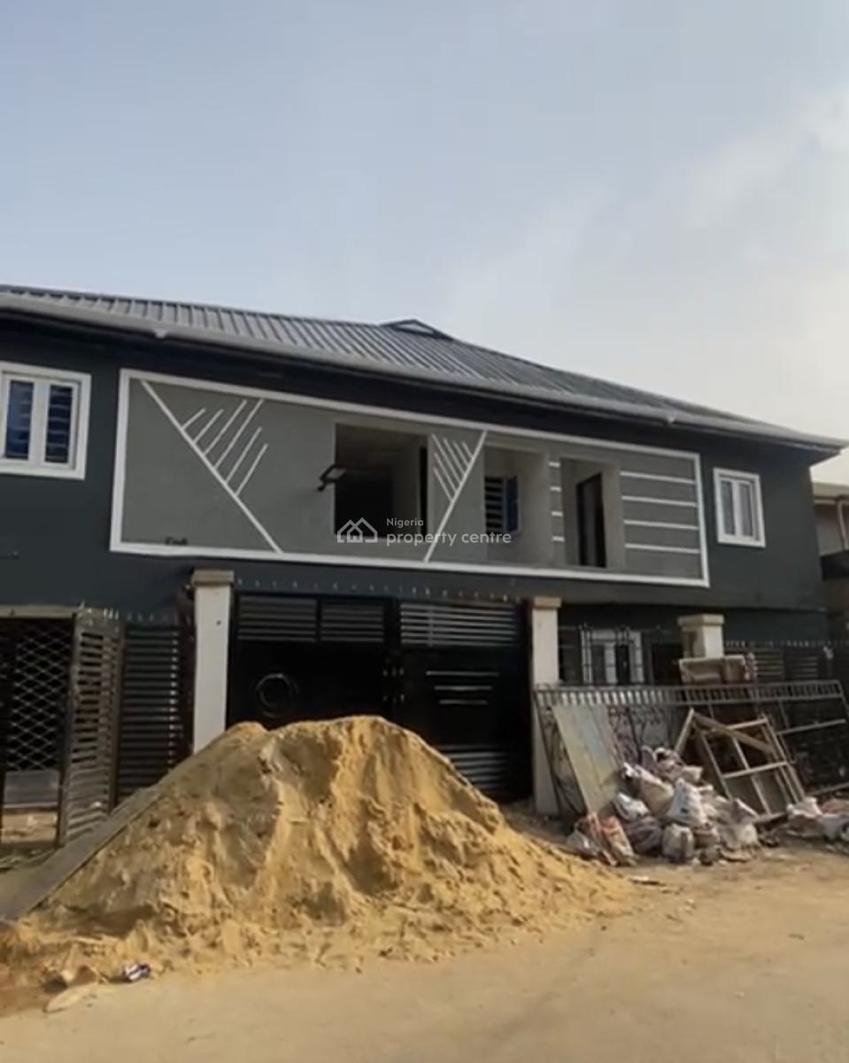 Spacious 2 Bedroom Flat, Gbagada, Lagos, Flat / Apartment for Rent