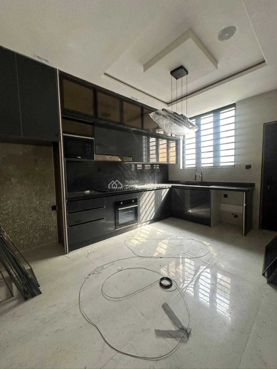 Spaciously Built 5 Bedroom Detached Duplex, Lekki Phase 1, Lekki, Lagos, Detached Duplex for Sale