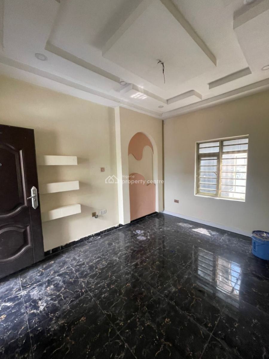 Lovely Mini Flat Upstairs with Guest Toilet, Lekki County, Ikota, Lekki, Lagos, Mini Flat (room and Parlour) for Rent