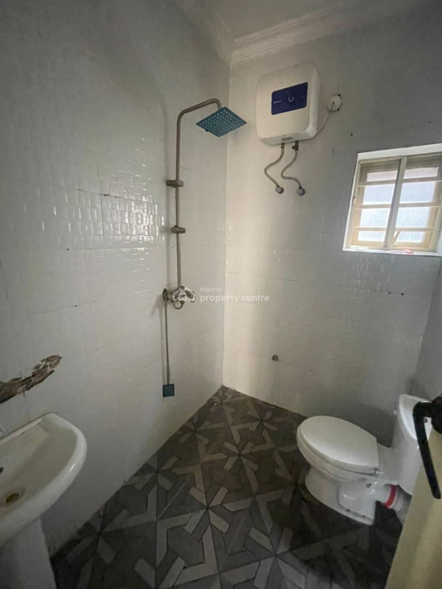 Lovely Mini Flat Upstairs with Guest Toilet, Lekki County, Ikota, Lekki, Lagos, Mini Flat (room and Parlour) for Rent