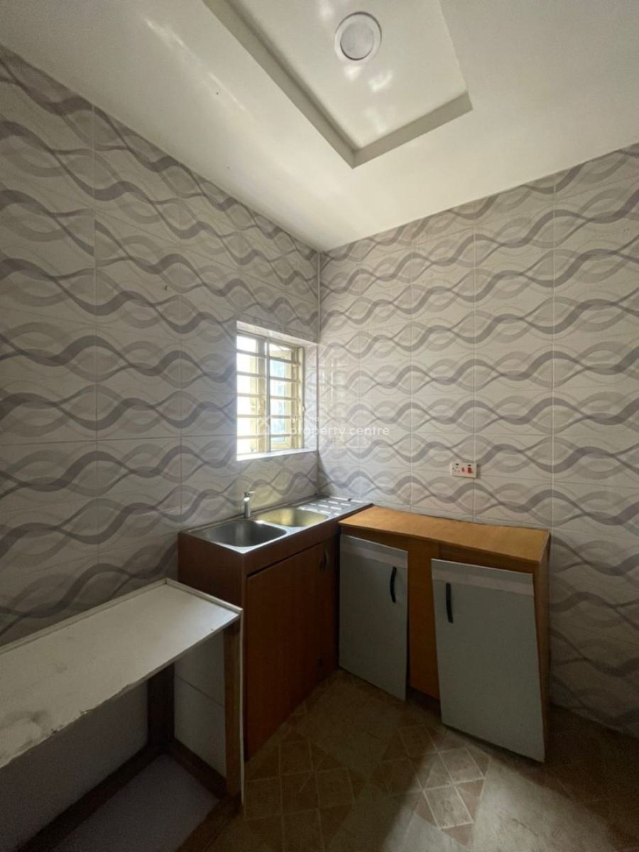 Lovely Mini Flat Upstairs with Guest Toilet, Lekki County, Ikota, Lekki, Lagos, Mini Flat (room and Parlour) for Rent