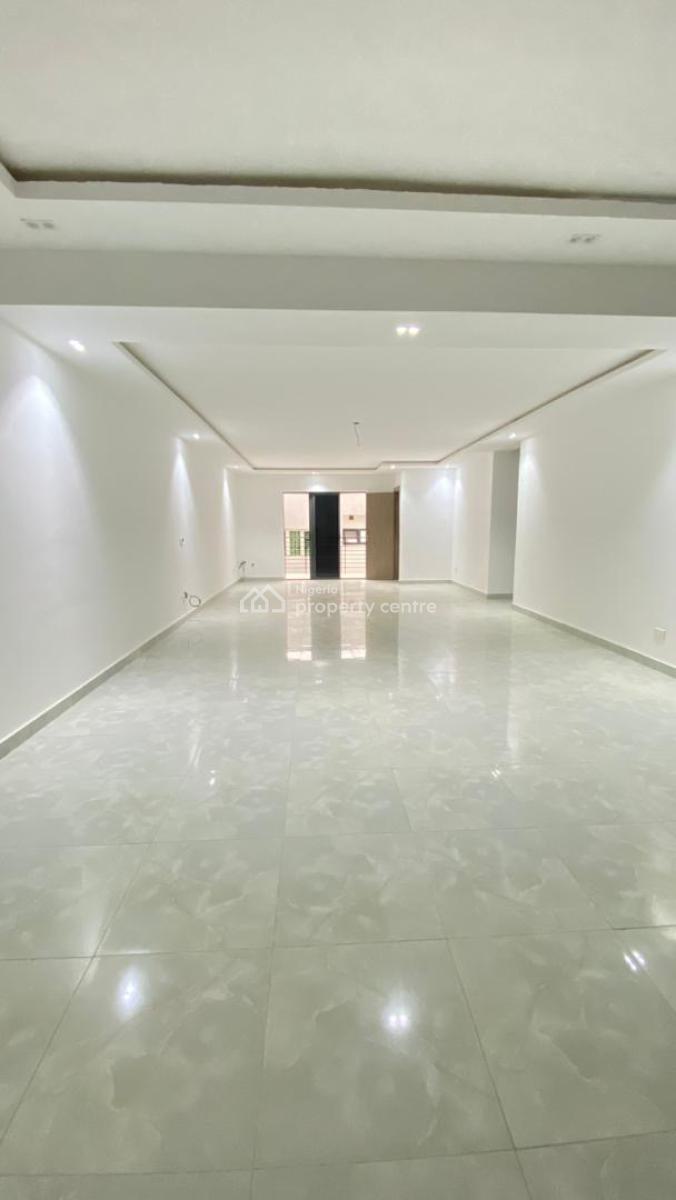 Neatly Built 3 Bedroom Apartment with Gym & Elevator, Ikate, Lekki, Lagos, Flat / Apartment for Rent
