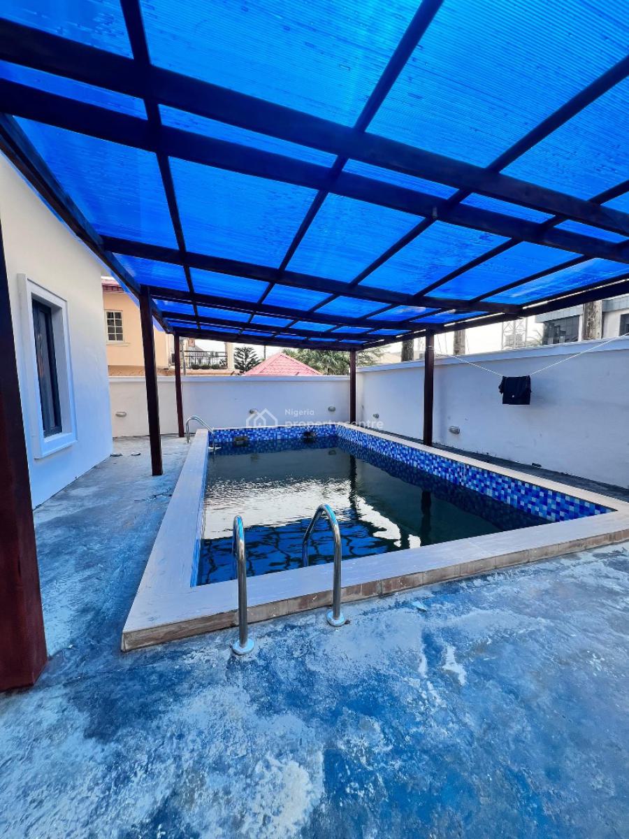 Neatly Built 3 Bedroom Penthouse (not Furnished)in Lekki Right, Lekki Right, Lekki Phase 1, Lekki, Lagos, Flat / Apartment for Rent