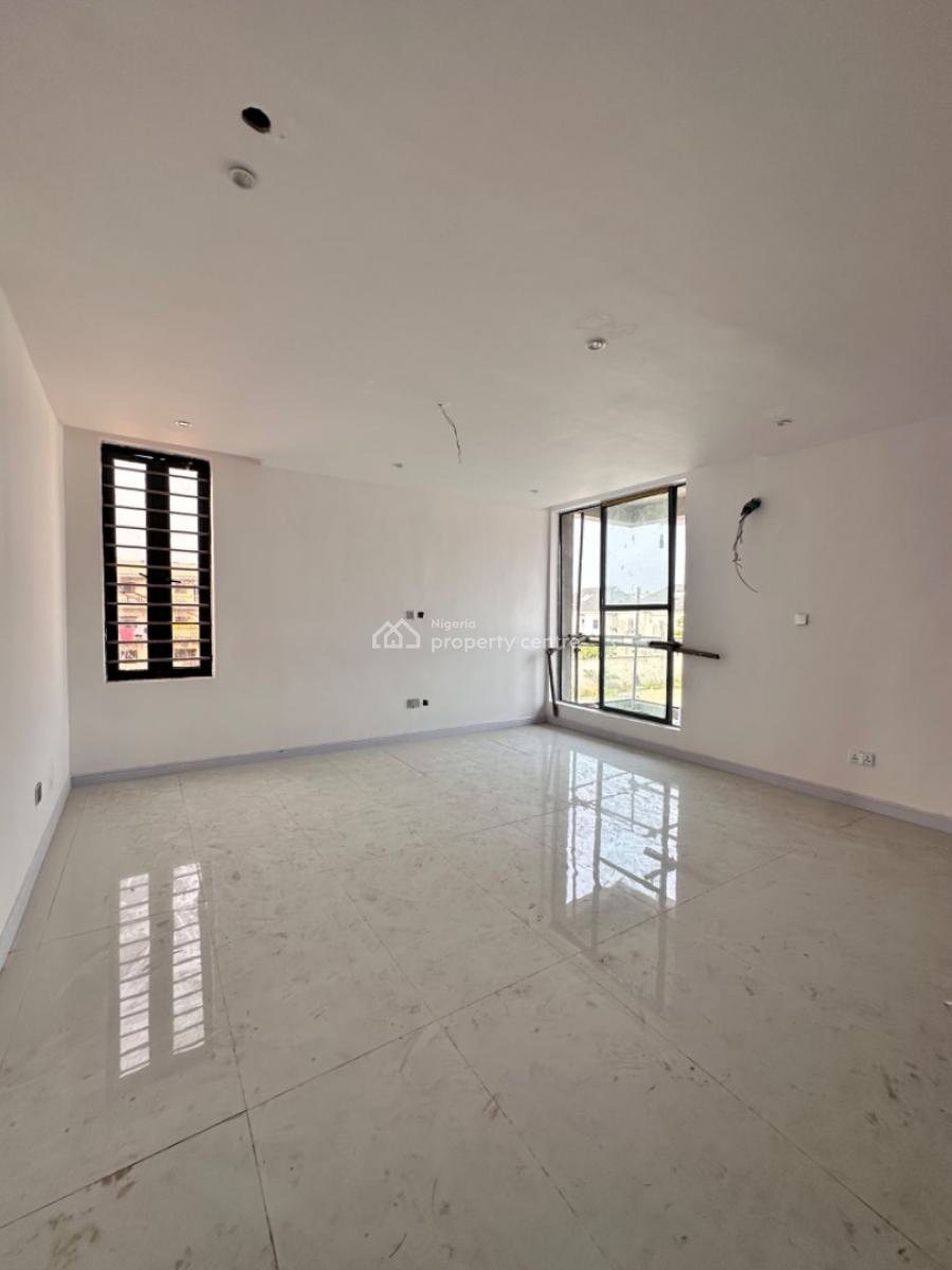 Clean 2bedroom Apartment, Ologolo Side of Lekki, Lekki, Lagos, Block of Flats for Sale