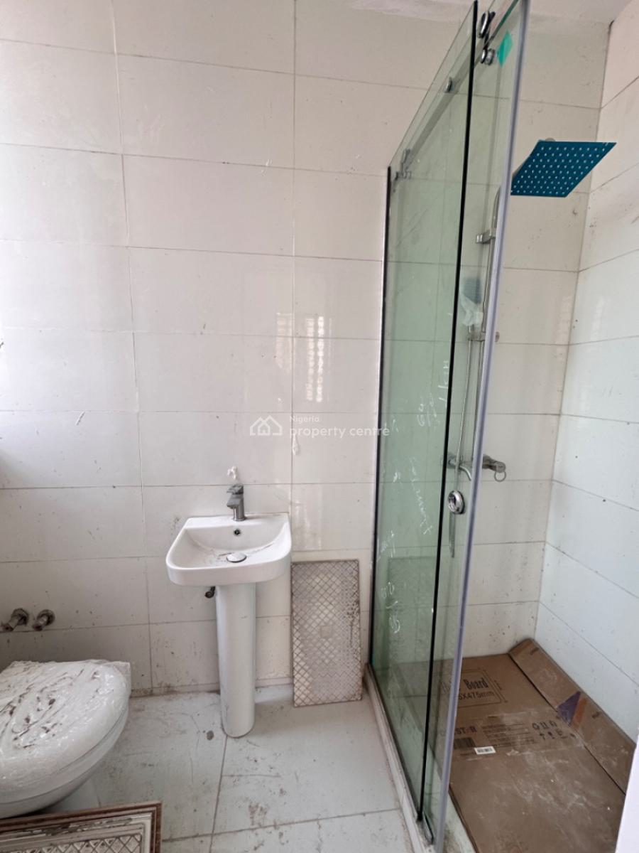 Clean 2bedroom Apartment, Ologolo Side of Lekki, Lekki, Lagos, Block of Flats for Sale