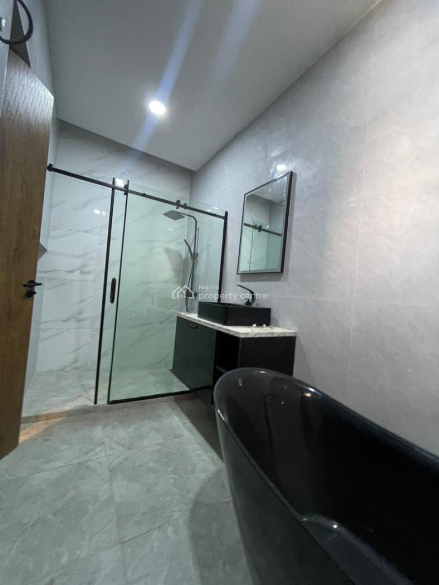 2 Bedroom Apartment at Ikate, Ikate, Lekki, Lagos, Flat / Apartment for Sale