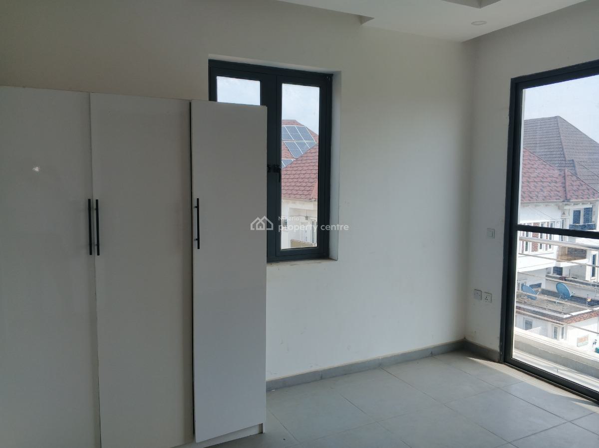 2 Bedrooms, Tastefully Finished, 2nd Floor Flat in a Block of 7 Units, Very Close to The Express, Off Ajiran Road, Agungi, Lekki, Lagos, Flat / Apartment for Sale