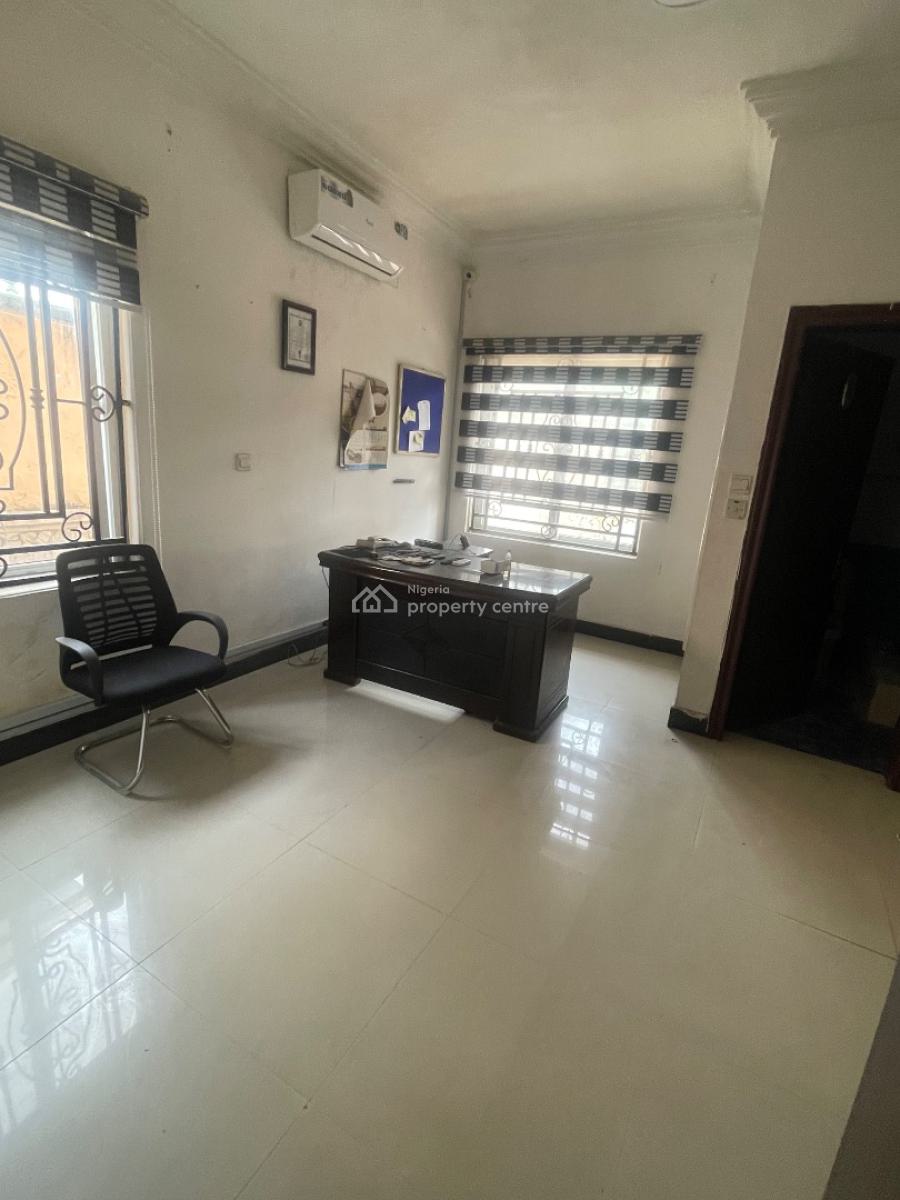 Spacious 2 Bedroom Office Space Apartment, Lekki, Lagos, Flat / Apartment for Rent