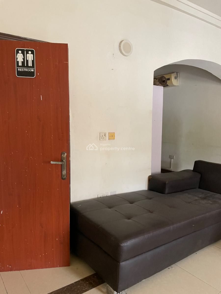 Spacious 2 Bedroom Office Space Apartment, Lekki, Lagos, Flat / Apartment for Rent