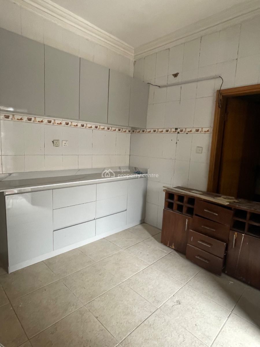 Spacious 2 Bedroom Office Space Apartment, Lekki, Lagos, Flat / Apartment for Rent