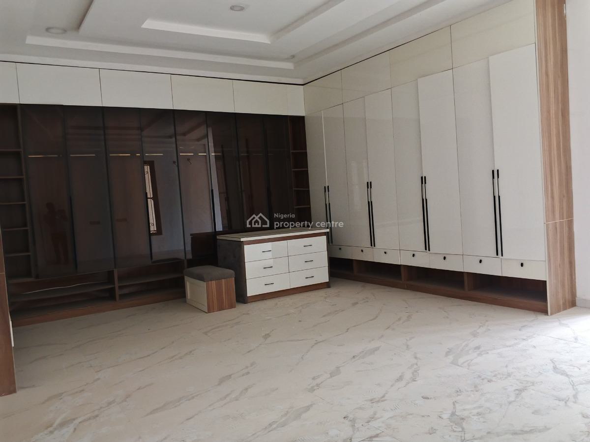 Luxury 10 Bedroom Mansion with 5 Sitting Rooms and Bq., Maitama District, Abuja, House for Sale