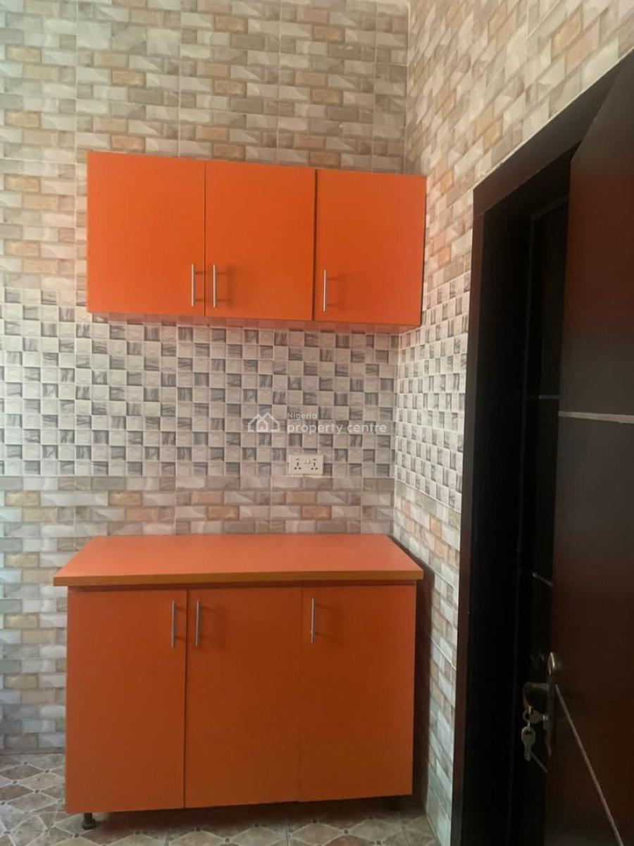 Lovely and Spacious 3 Bedroom Apartment, Thera Annex Estate, Sangotedo, Ajah, Lagos, Flat / Apartment for Rent