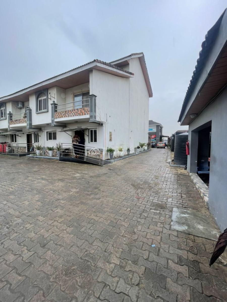Commercial 5 Bedroom Terraced Duplex with Study, Oniru, Victoria Island (vi), Lagos, Terraced Duplex for Rent