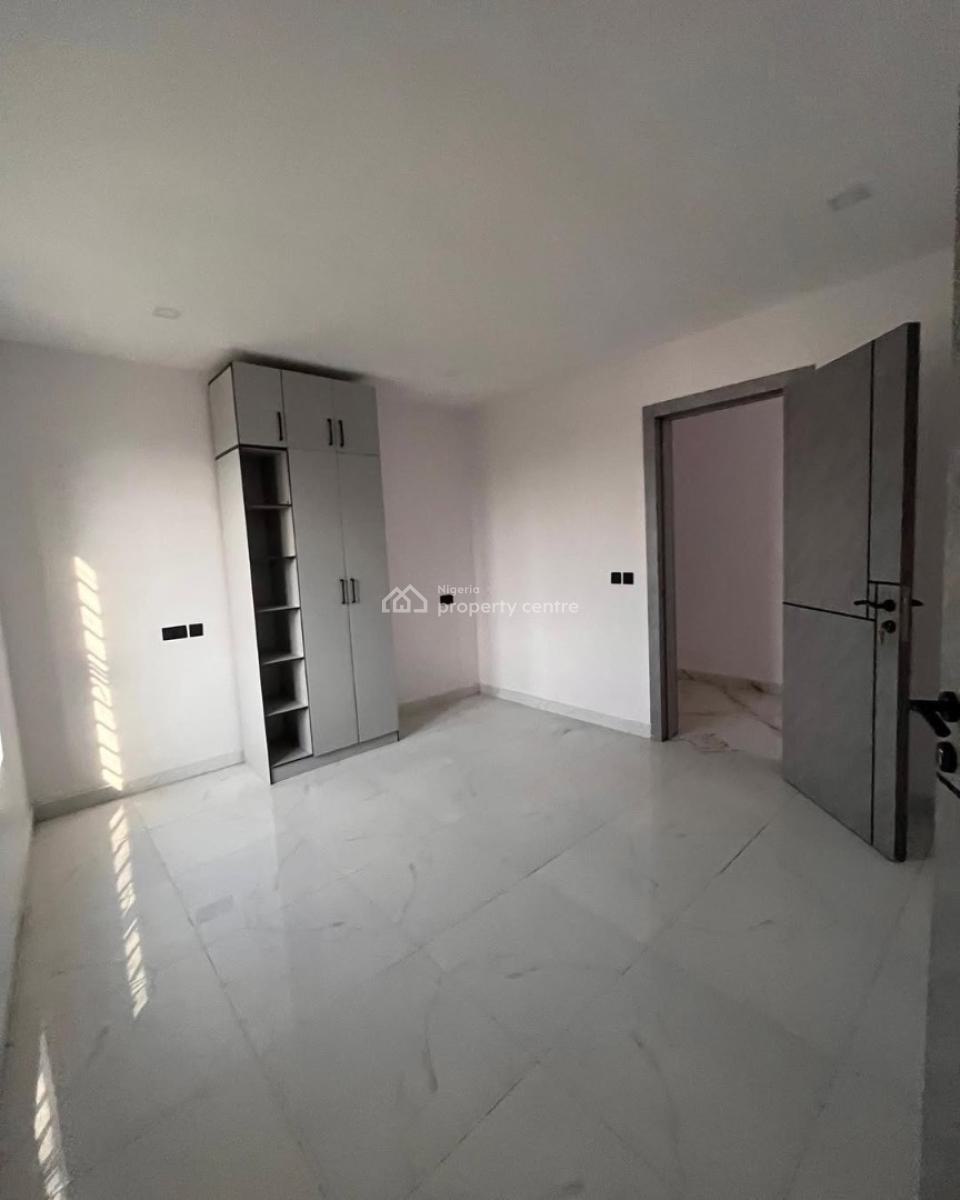 Lovely 2 Bedroom Apartment with Bq, Freedom Way, Lekki, Lagos, Block of Flats for Sale
