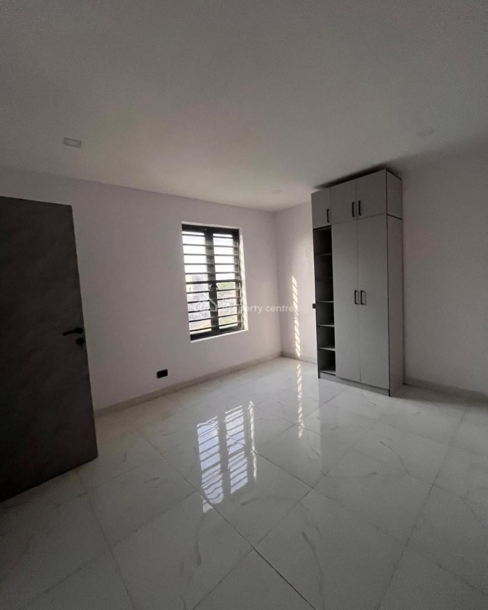 Lovely 2 Bedroom Apartment with Bq, Freedom Way, Lekki, Lagos, Block of Flats for Sale