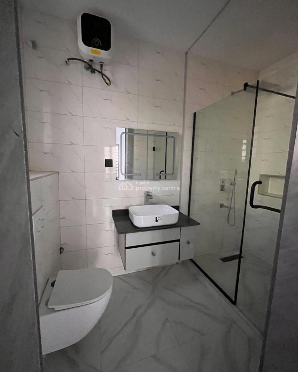 Lovely 2 Bedroom Apartment with Bq, Freedom Way, Lekki, Lagos, Block of Flats for Sale