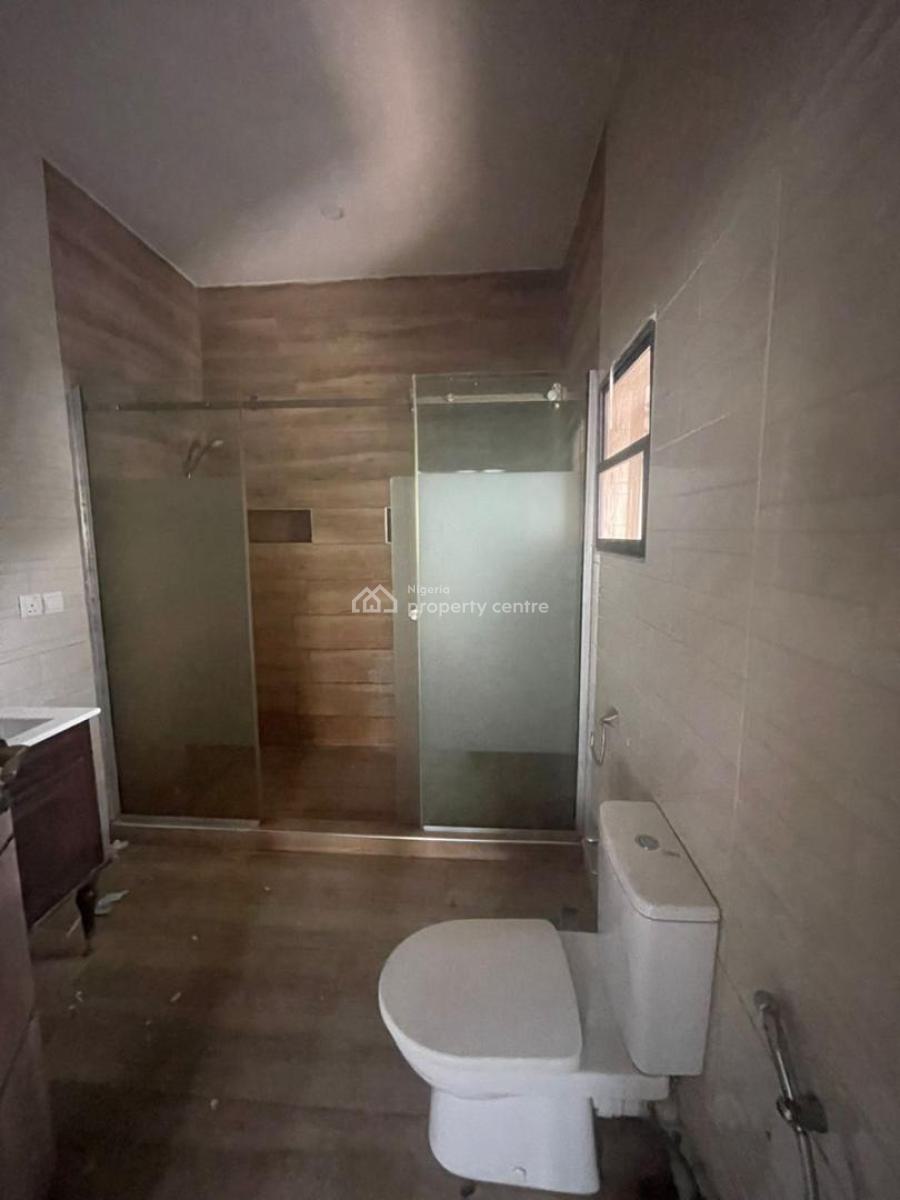 Specious 3 Bedroom Apartment, Lekki Conservation, Lekki Phase 2, Lekki, Lagos, Flat / Apartment for Rent