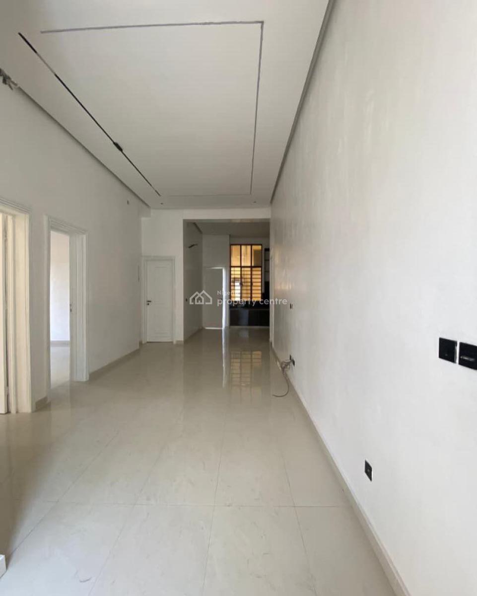 Stunning 4 Bedroom Apartment with Swimming Pool and Bq, Lekki Phase 1, Lekki Phase 1, Lekki, Lagos, Block of Flats for Sale