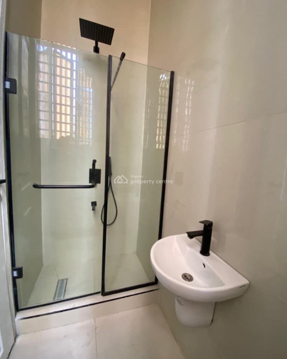 Stunning 4 Bedroom Apartment with Swimming Pool and Bq, Lekki Phase 1, Lekki Phase 1, Lekki, Lagos, Block of Flats for Sale