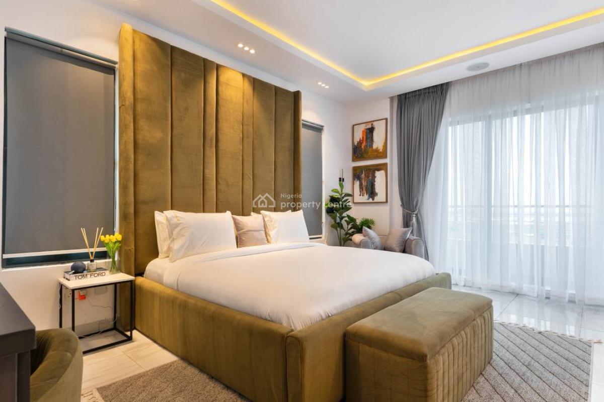 Luxury 2bedroom Apartment with Pool, Tennis, Snooker, Lekki Phase 1, Lekki, Lagos, Flat / Apartment Short Let