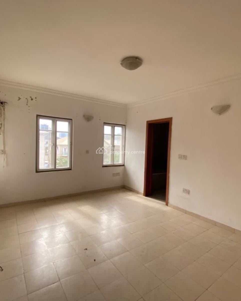 Stunning 3 Bedroom Apartment with Bq, Victoria Island (vi), Lagos, Block of Flats for Sale