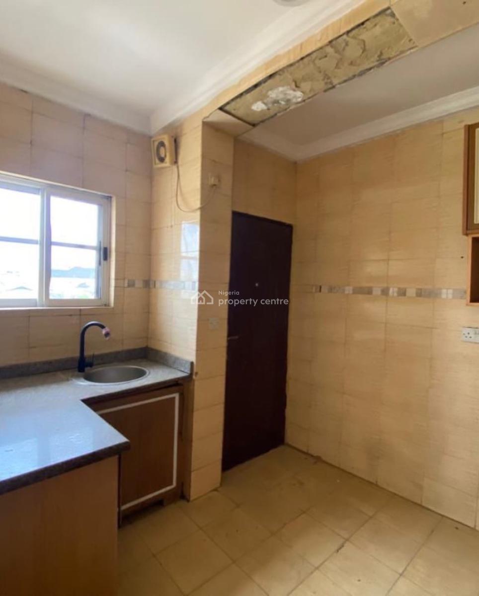 Stunning 3 Bedroom Apartment with Bq, Victoria Island (vi), Lagos, Block of Flats for Sale