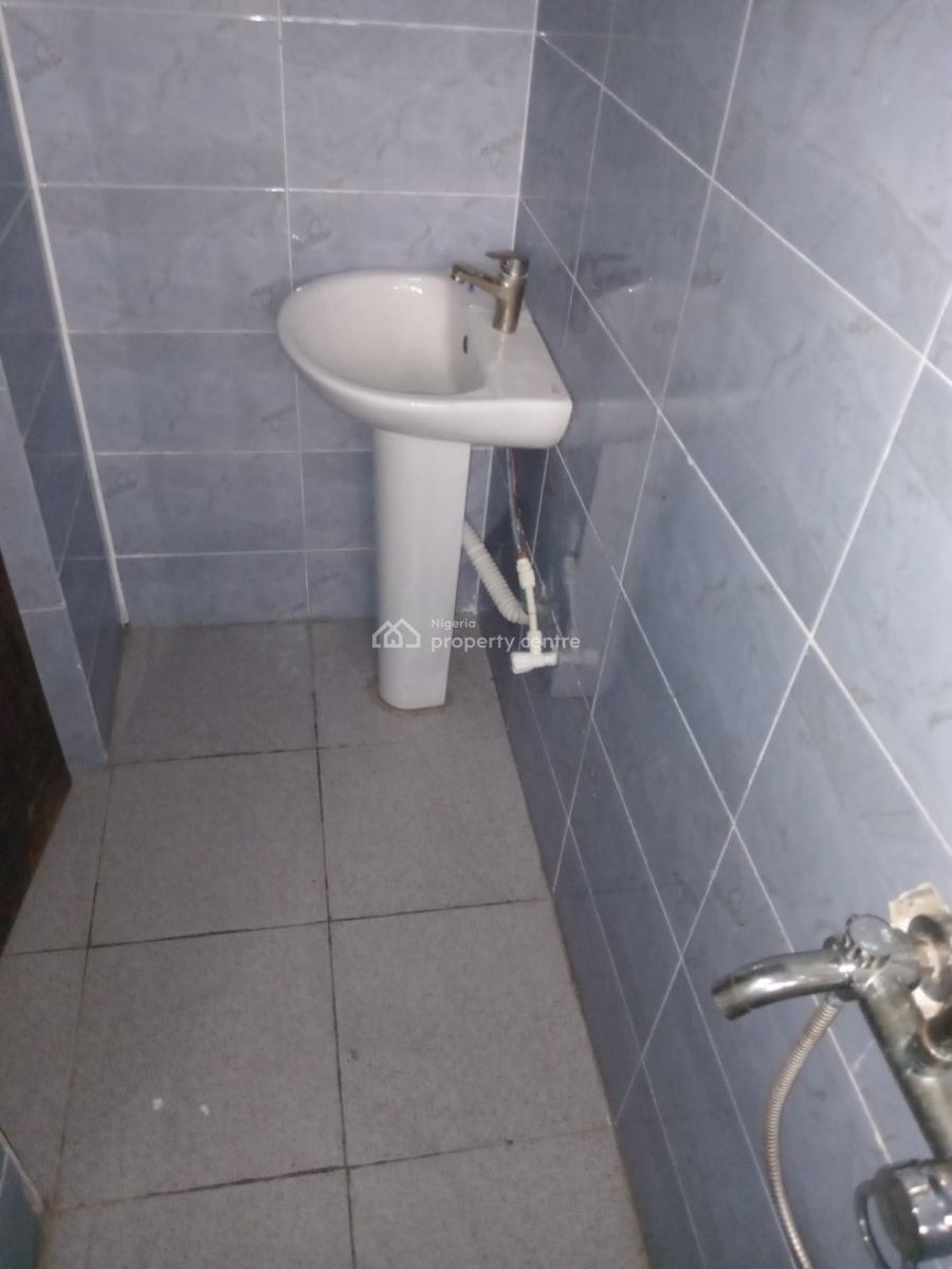 Spacious 3 Bedroom Flat, Off  Mobile Road, Ajah, Lagos, Flat / Apartment for Rent