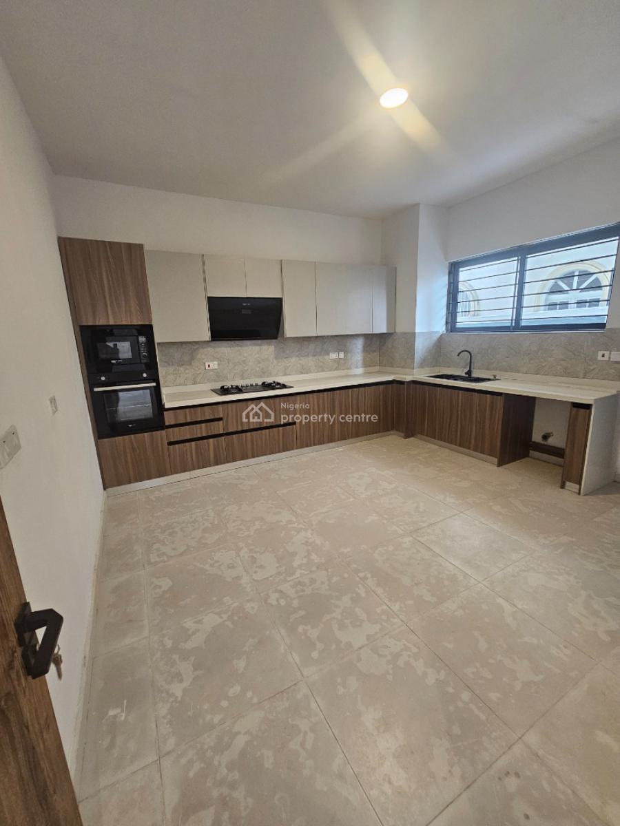 4-bedroom Luxury Terrace with Bq, Off Admiralty Road, Lekki Phase 1, Lekki, Lagos, Terraced Duplex for Rent