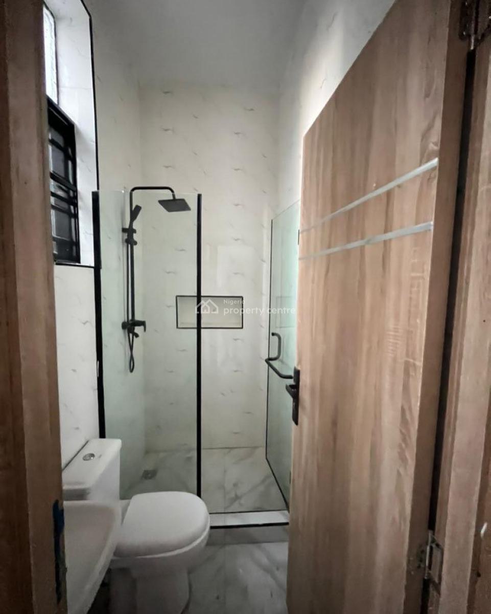 Lovely 3 Bedroom Terrace Duplex with Bq, Chevron, Lekki, Lagos, Terraced Duplex for Sale